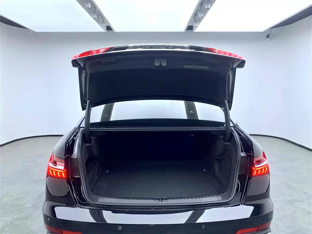 AUDI A6L 2023