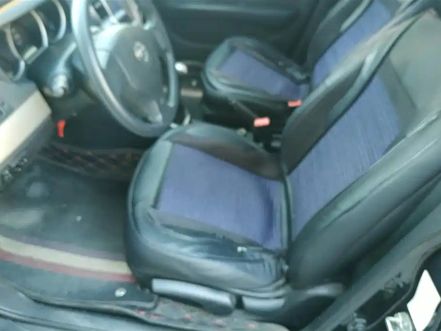NISSAN SYLPHY 2018