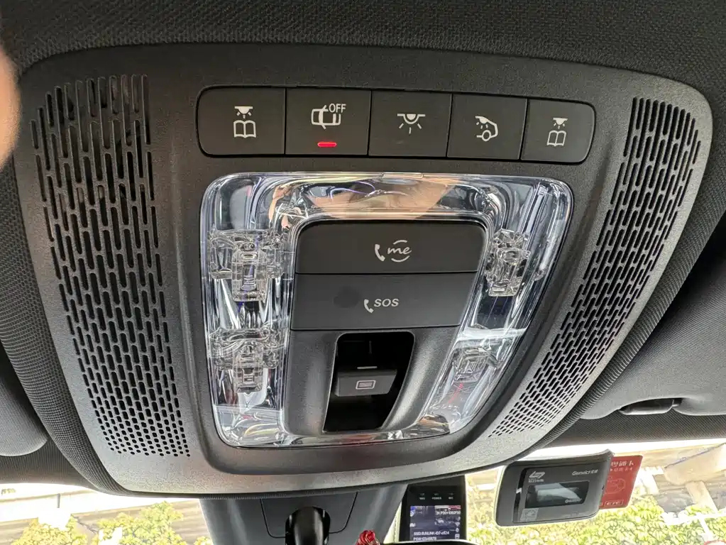 MERCEDES BENZ GLB 2022