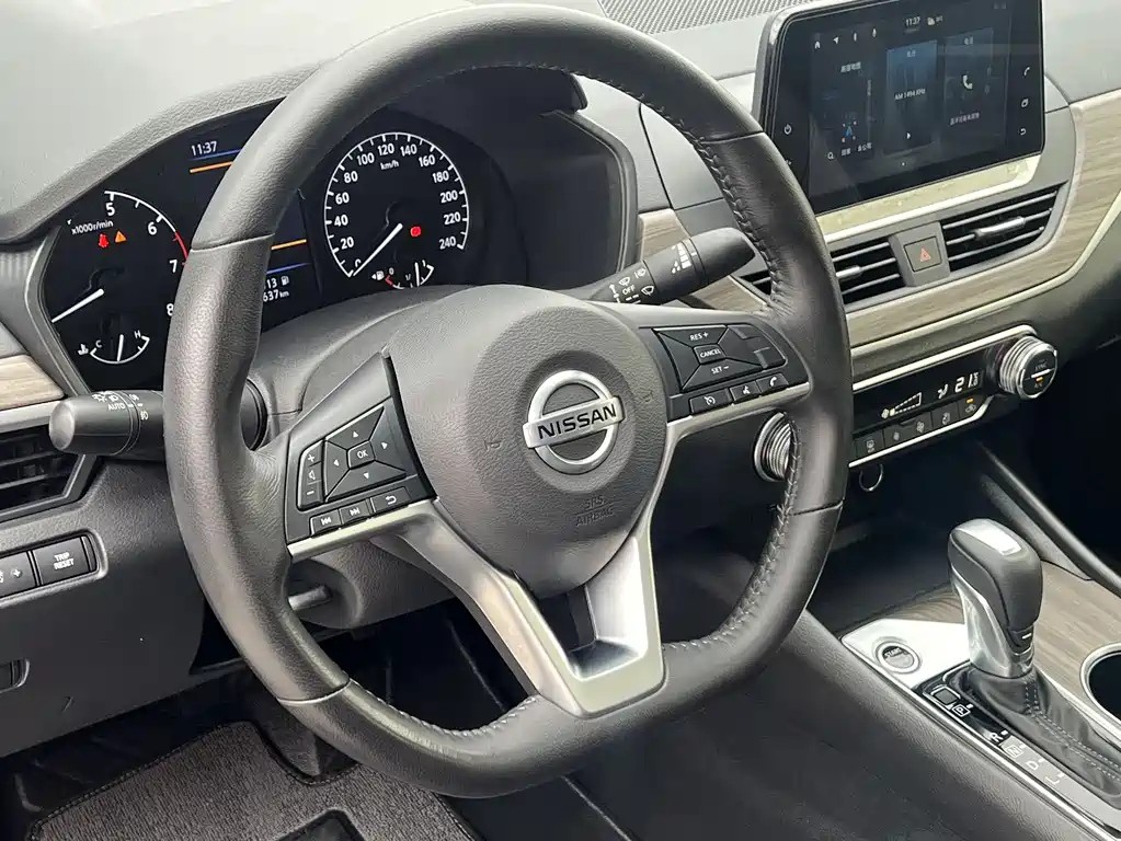 NISSAN TEANA 2021