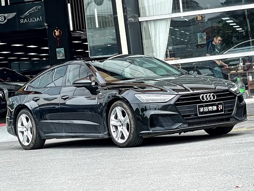 AUDI A7 2021