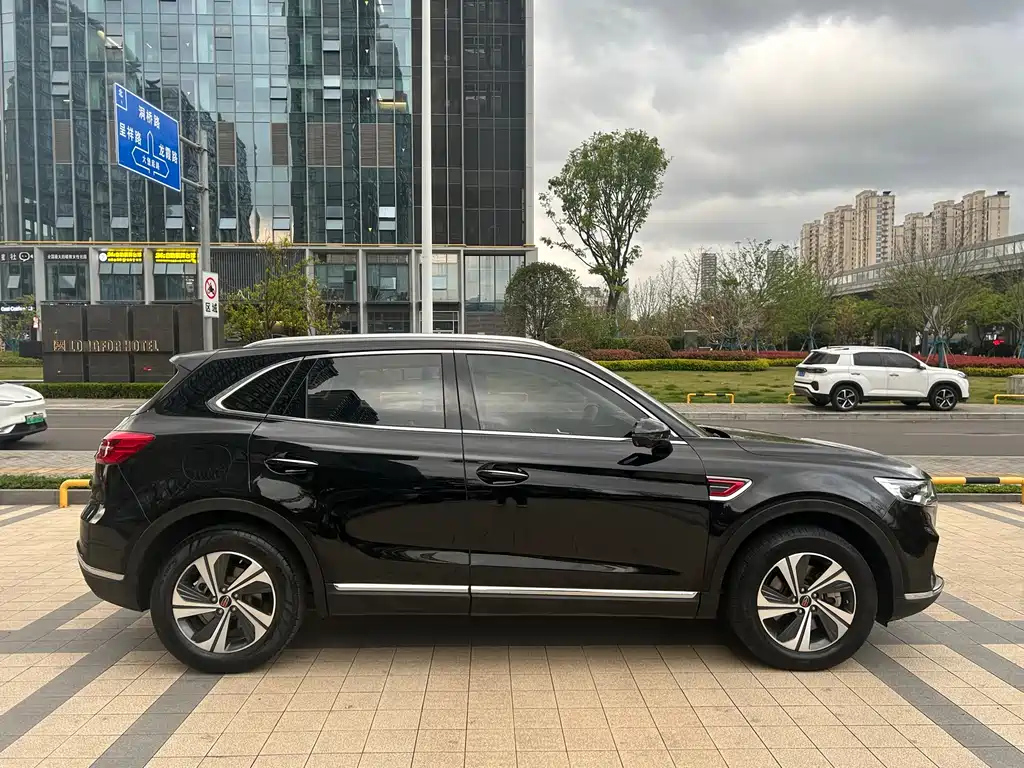 HONGQI HS5 2019