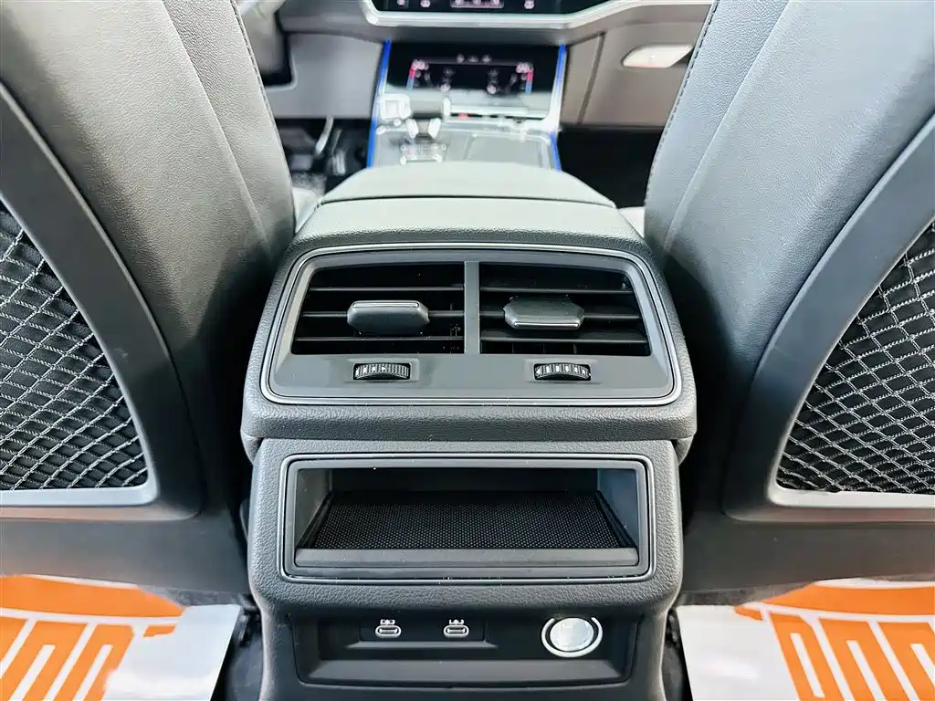 AUDI A6L 2023