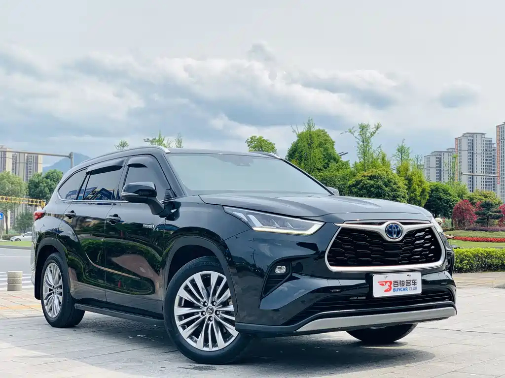 TOYOTA HIGHLANDER 2022