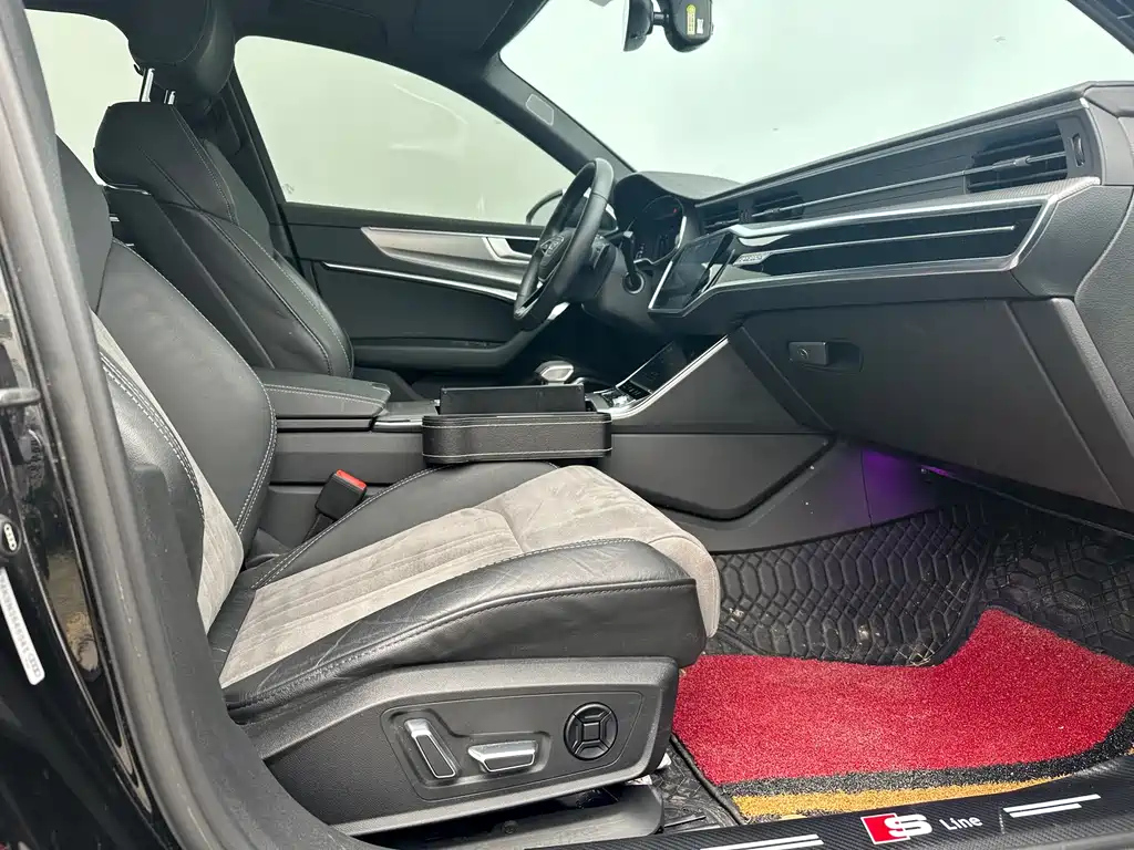 AUDI A6L 2023
