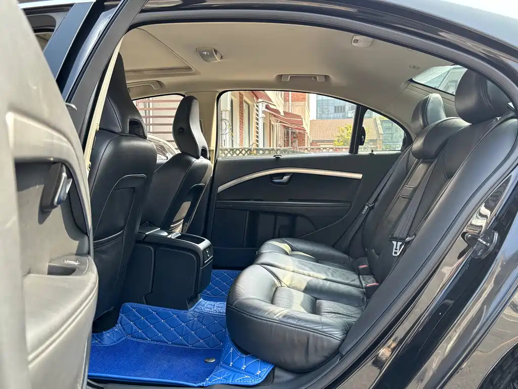 VOLVO S80L 2012