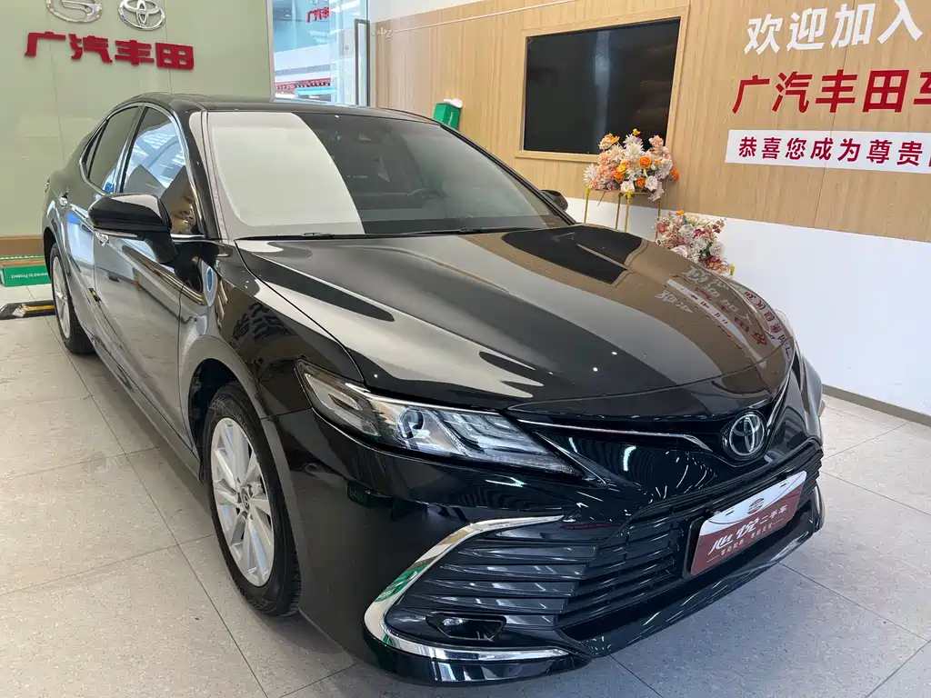TOYOTA CAMRY 2021