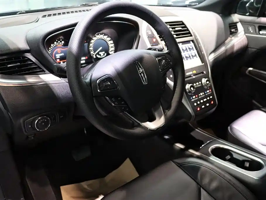 LINCOLN MKC 2020