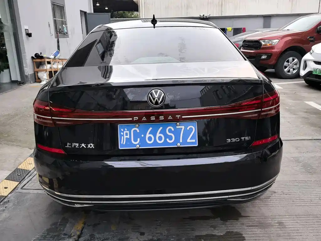 VOLKSWAGEN PASSAT 2022