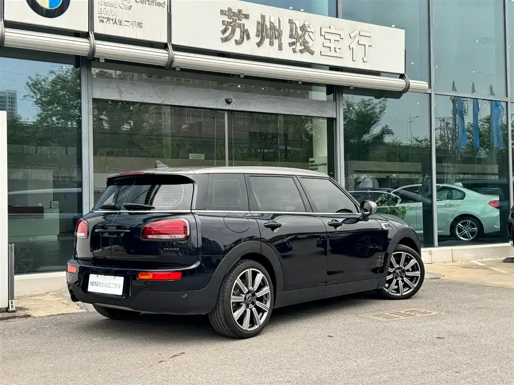 MINI CLUBMAN 2022