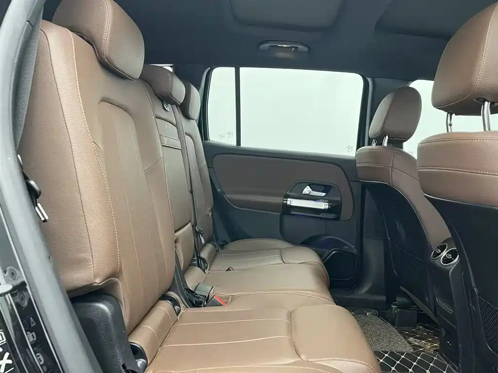 MERCEDES BENZ GLB 2021