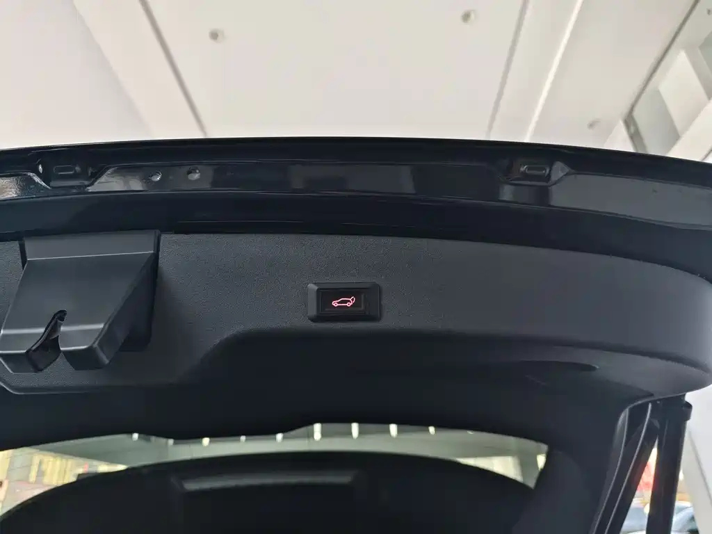 LYNK&CO 02 HATCHBACK 2022