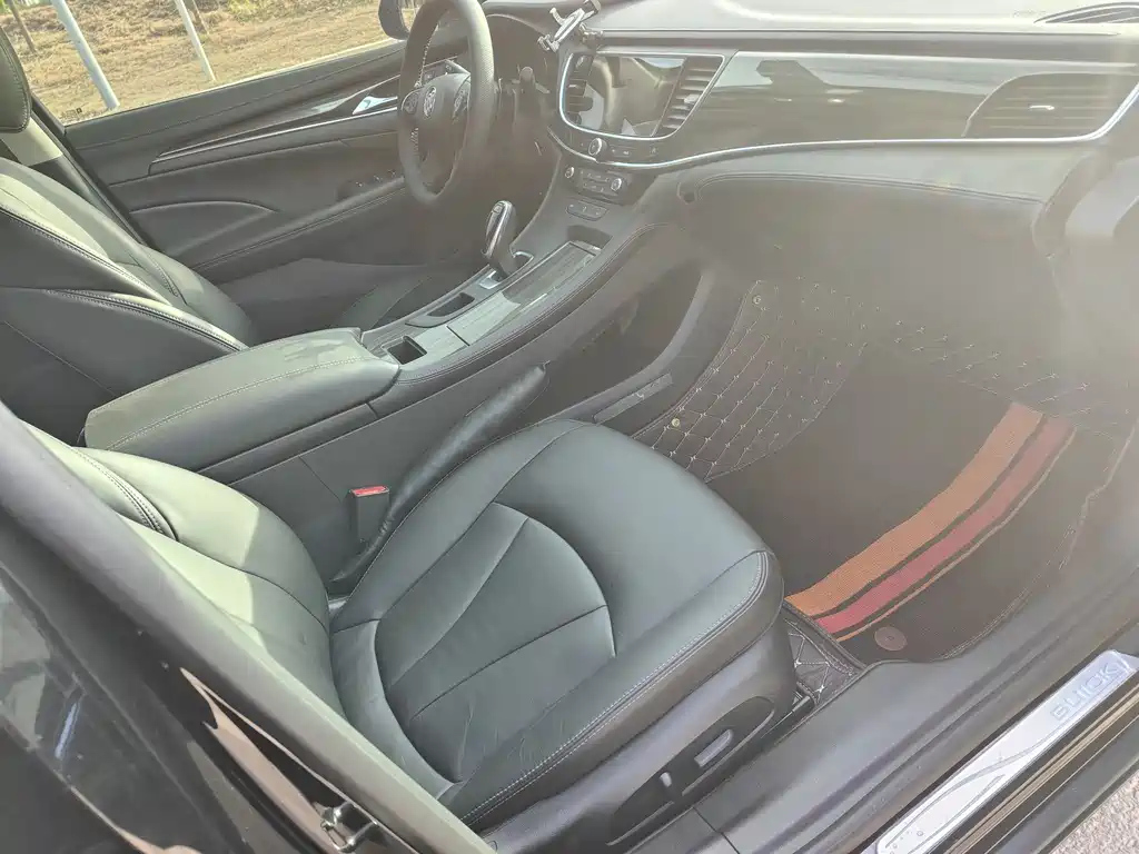 BUICK LACROSSE 2020