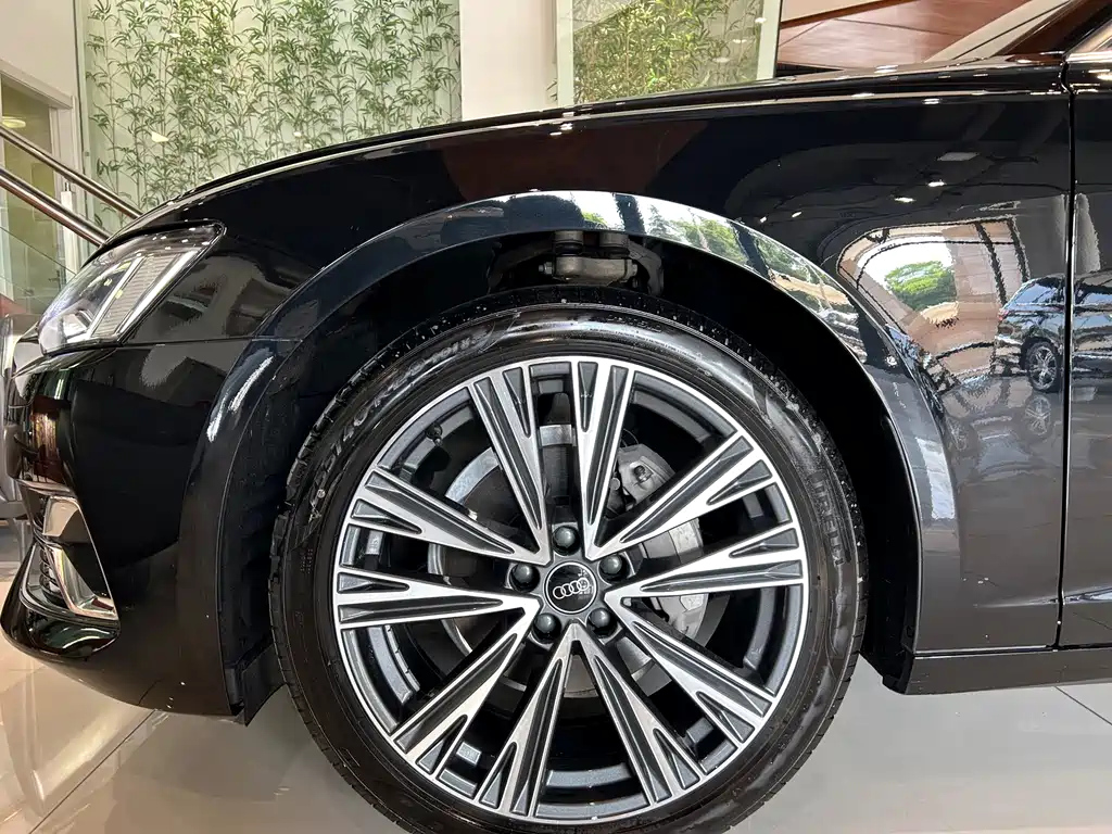 AUDI A6L 2023
