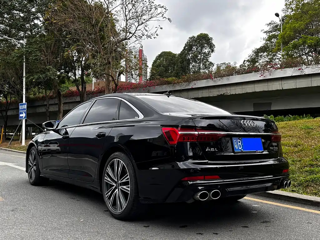 AUDI A6L 2022
