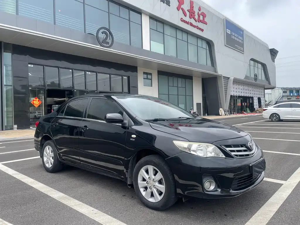 TOYOTA COROLLA 2012