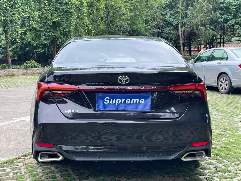TOYOTA AVALON 2020