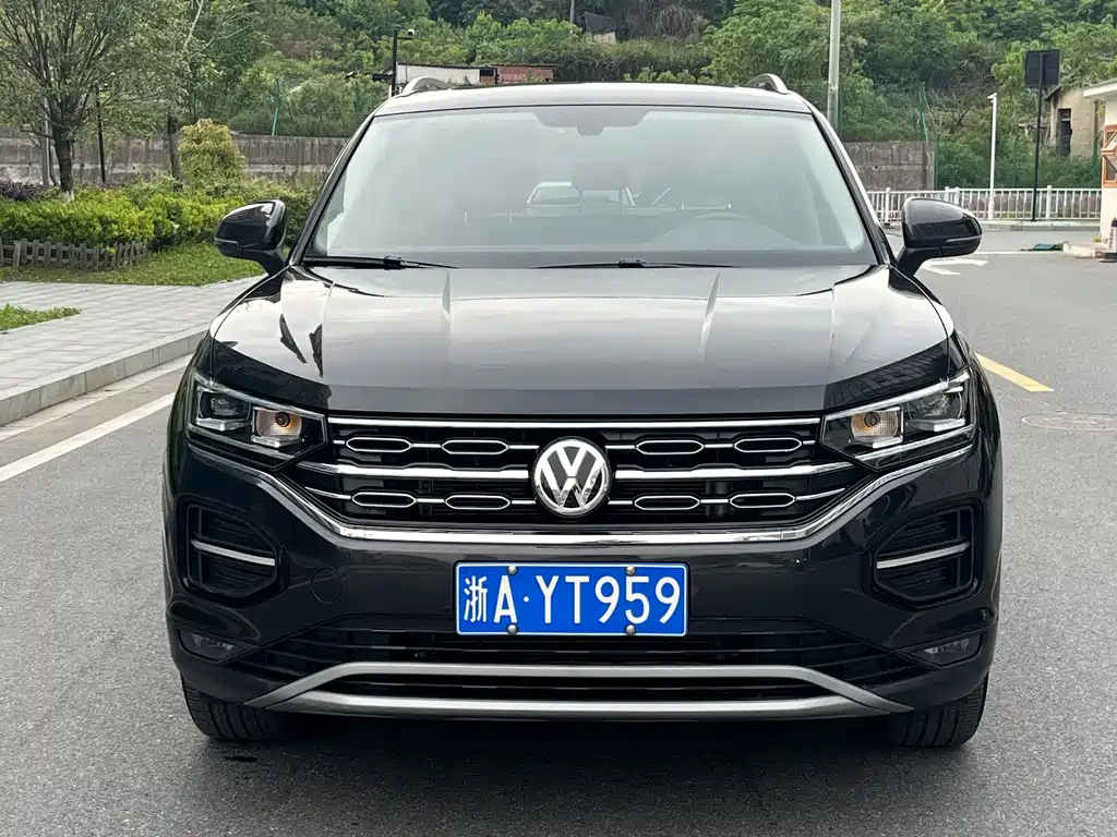 VOLKSWAGEN TAYRON 2021