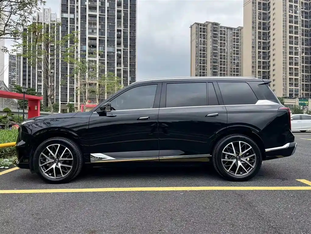 TRUMPCHI GS8 2022