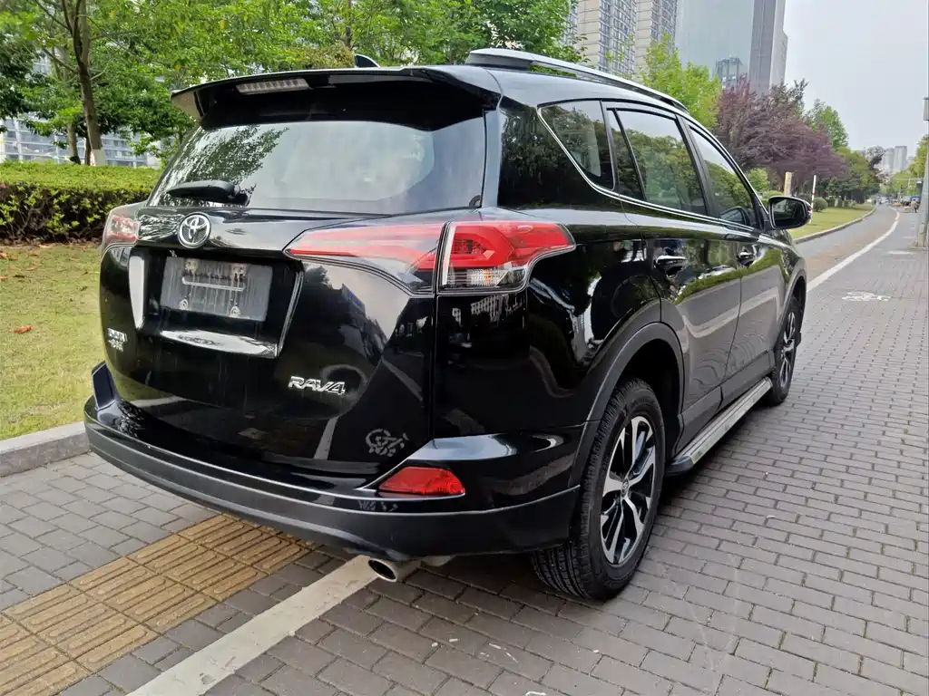 TOYOTA RAV4 RONGFANG 2018