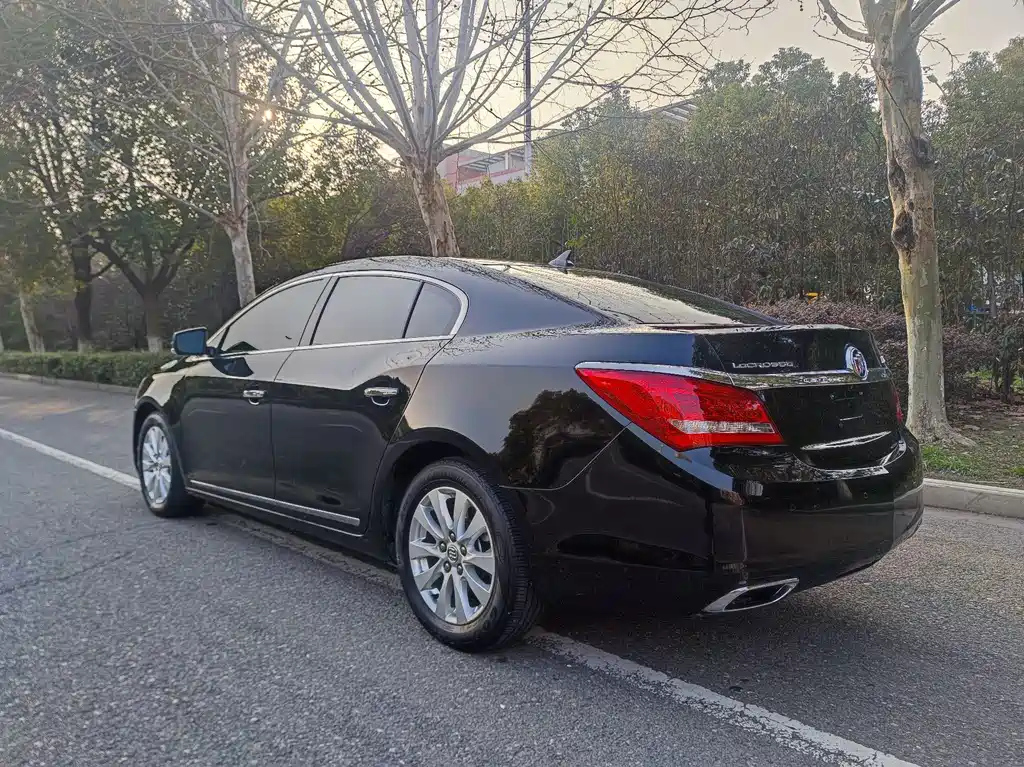 BUICK LACROSSE 2015