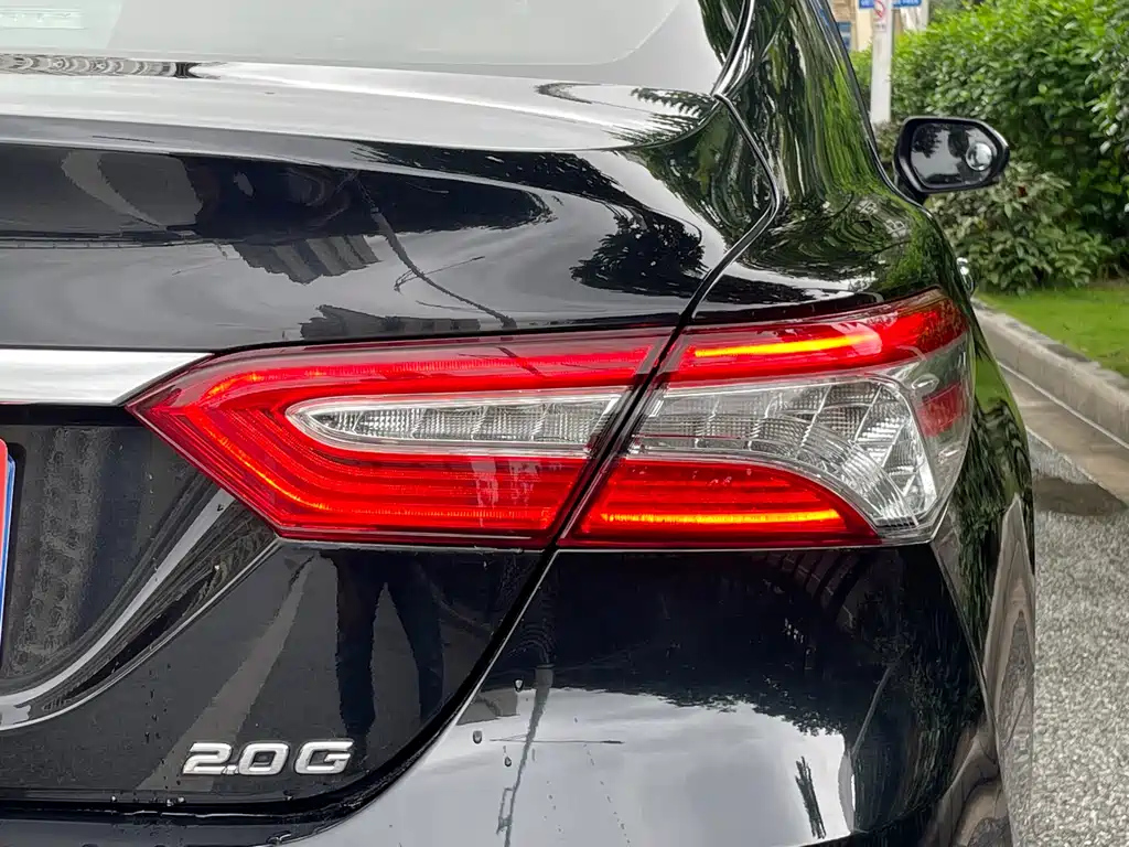 TOYOTA CAMRY 2021