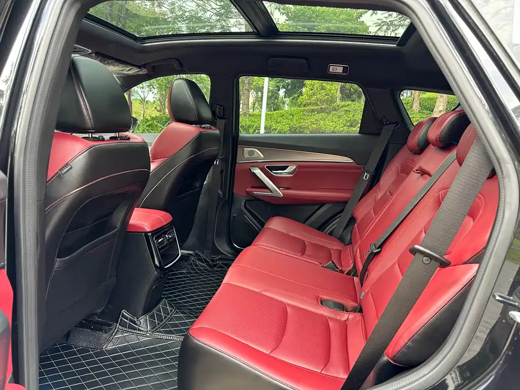 JETOUR X70 PLUS 2022