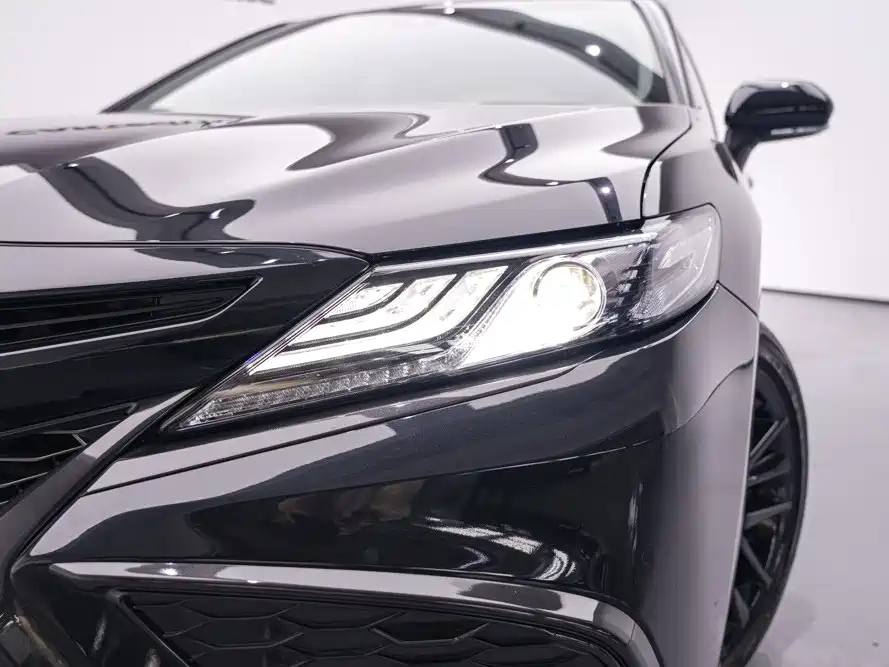 TOYOTA CAMRY 2023
