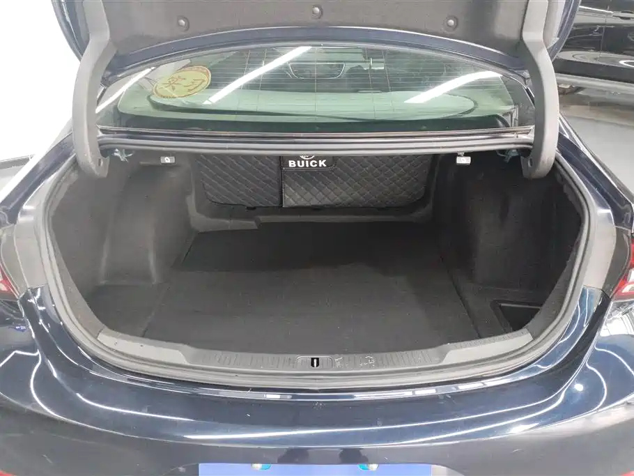 BUICK LACROSSE 2022