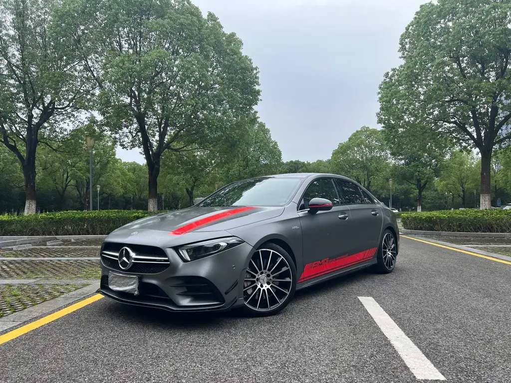 MERCEDES BENZ A-CLASS AMG 2022