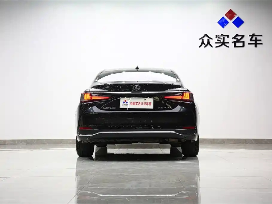 LEXUS ES 2023