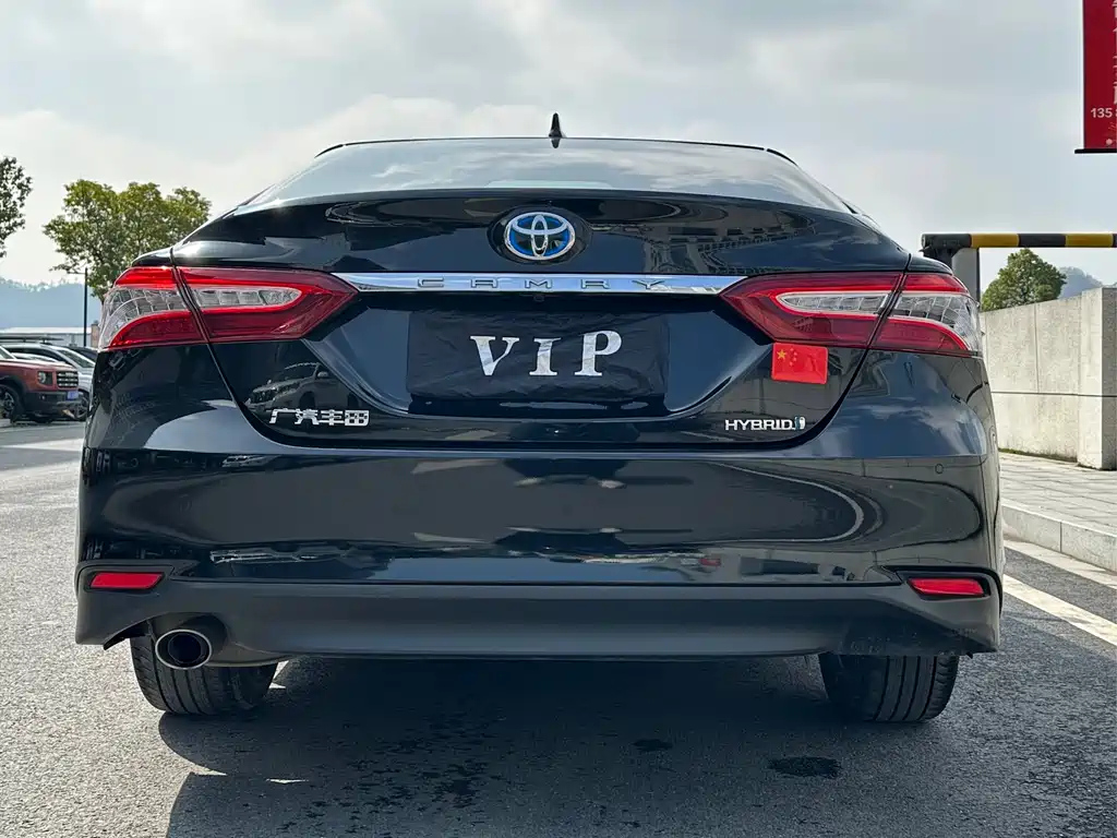 TOYOTA CAMRY 2021