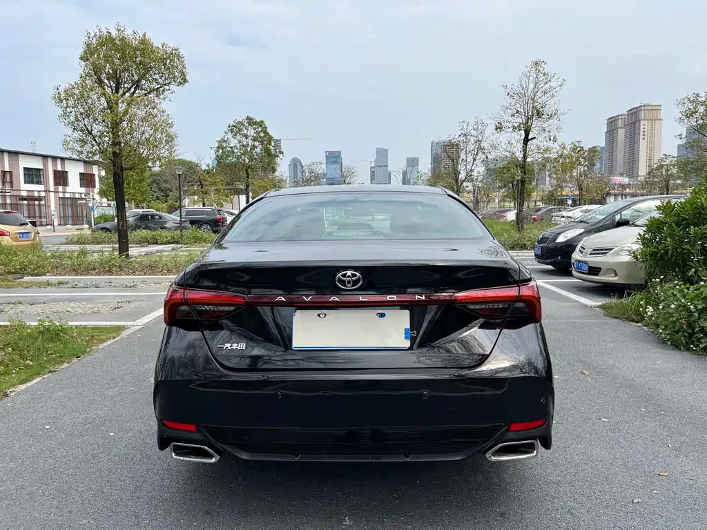 TOYOTA AVALON 2021