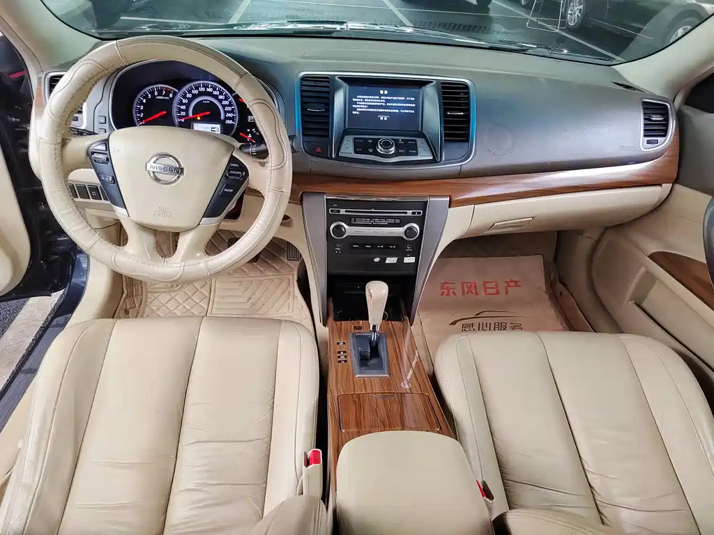 NISSAN TEANA 2012