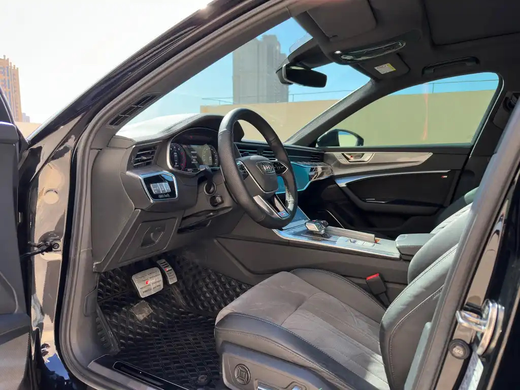 AUDI A6L 2019