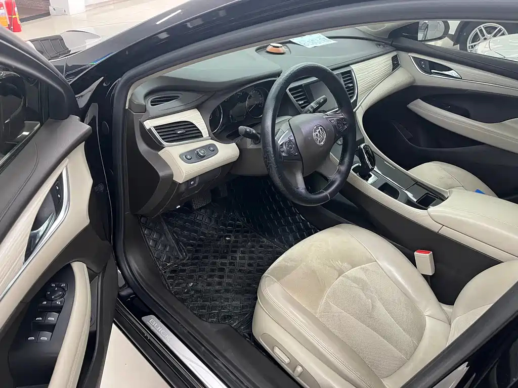 BUICK LACROSSE 2019
