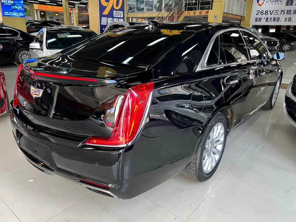 CADILLAC XTS 2018