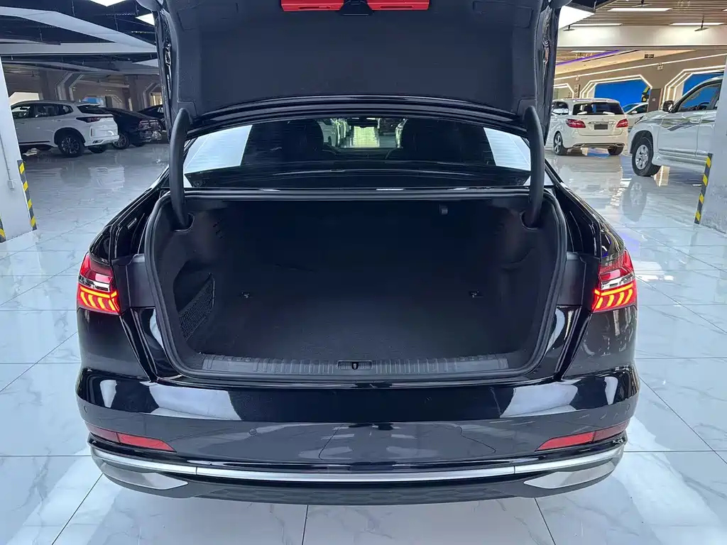 AUDI A6L 2023