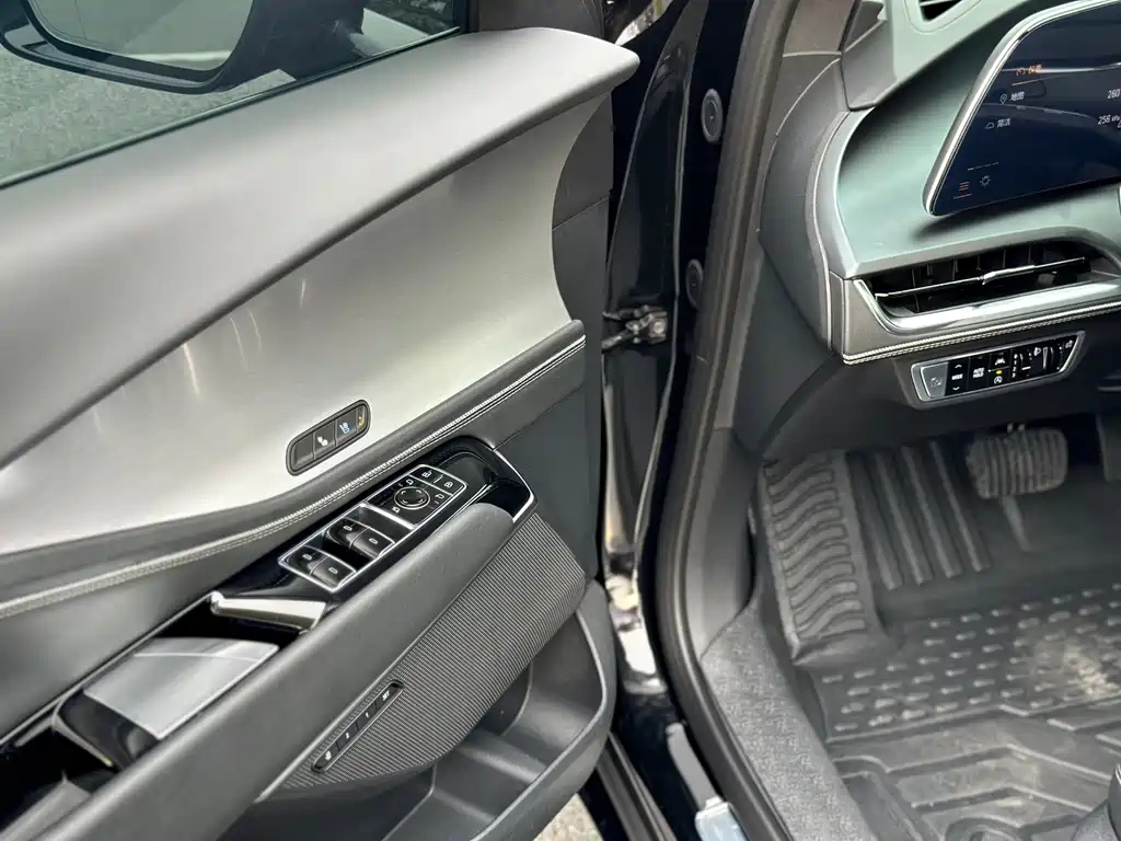 CADILLAC GT4 2023