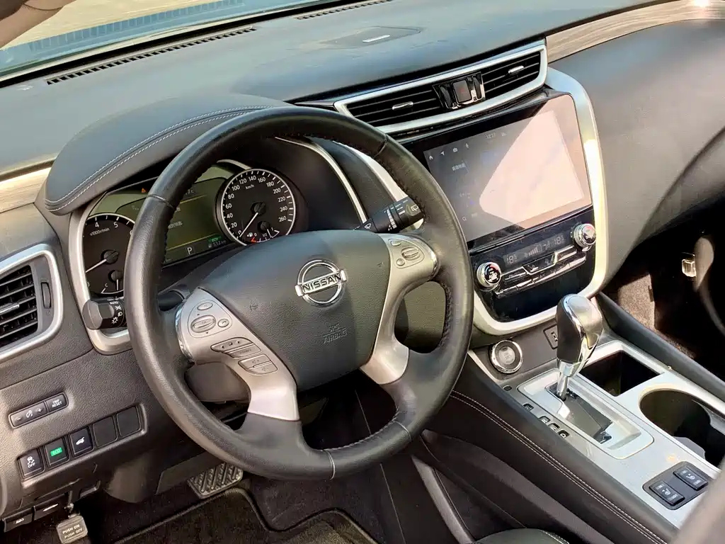 NISSAN MURANO 2021