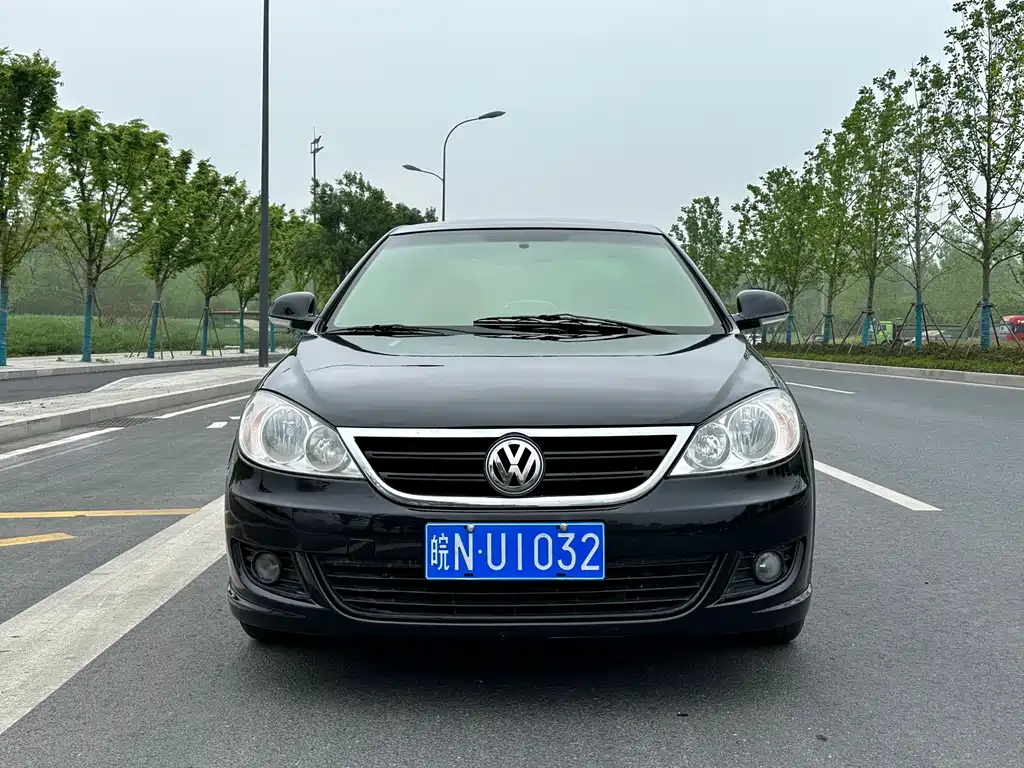 VOLKSWAGEN LAVIDA 2010