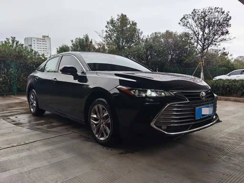 TOYOTA AVALON 2021