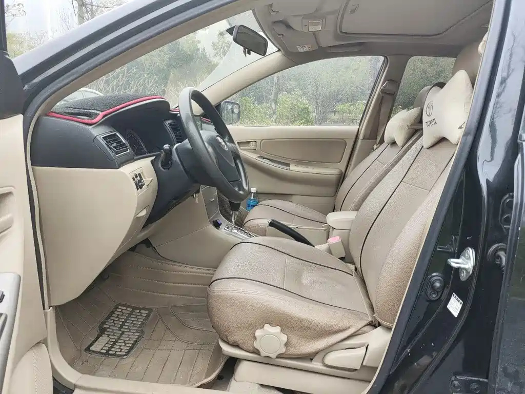 TOYOTA COROLLA 2013