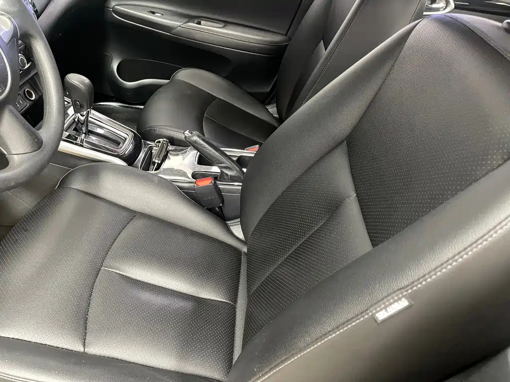 NISSAN SYLPHY 2020