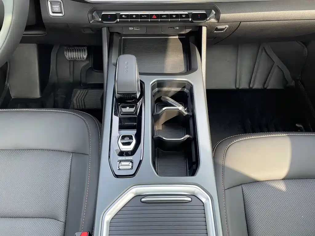 GEELY AUTO HAOYUE L 2023