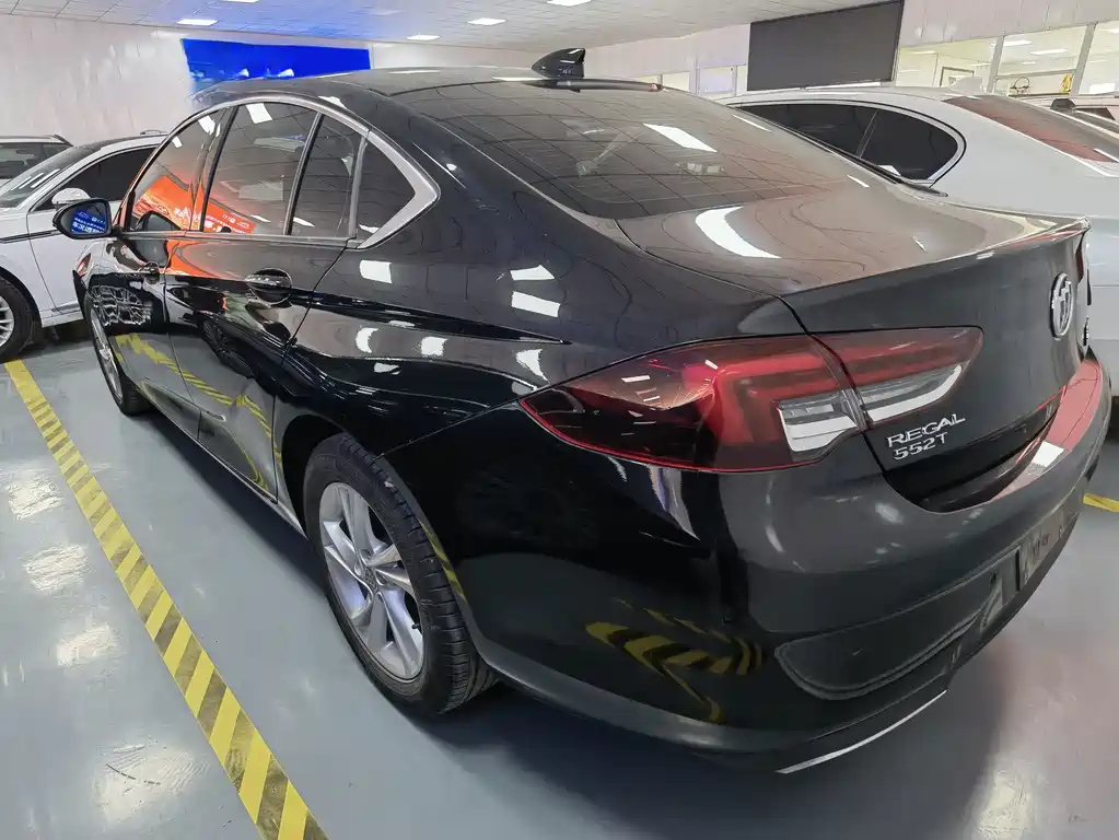 BUICK REGAL 2021