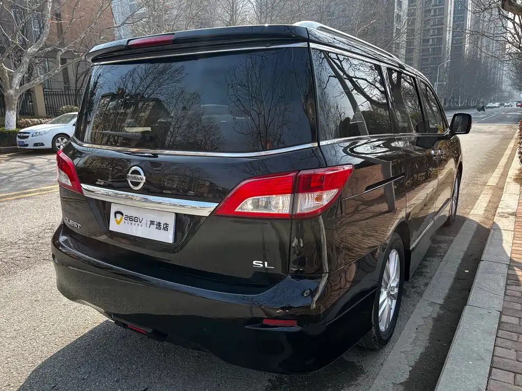 NISSAN QUEST 2014