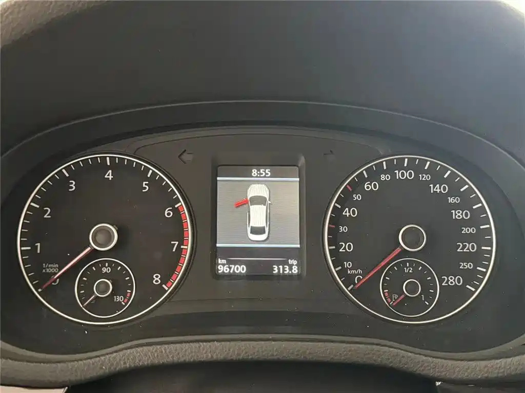 VOLKSWAGEN PASSAT 2015