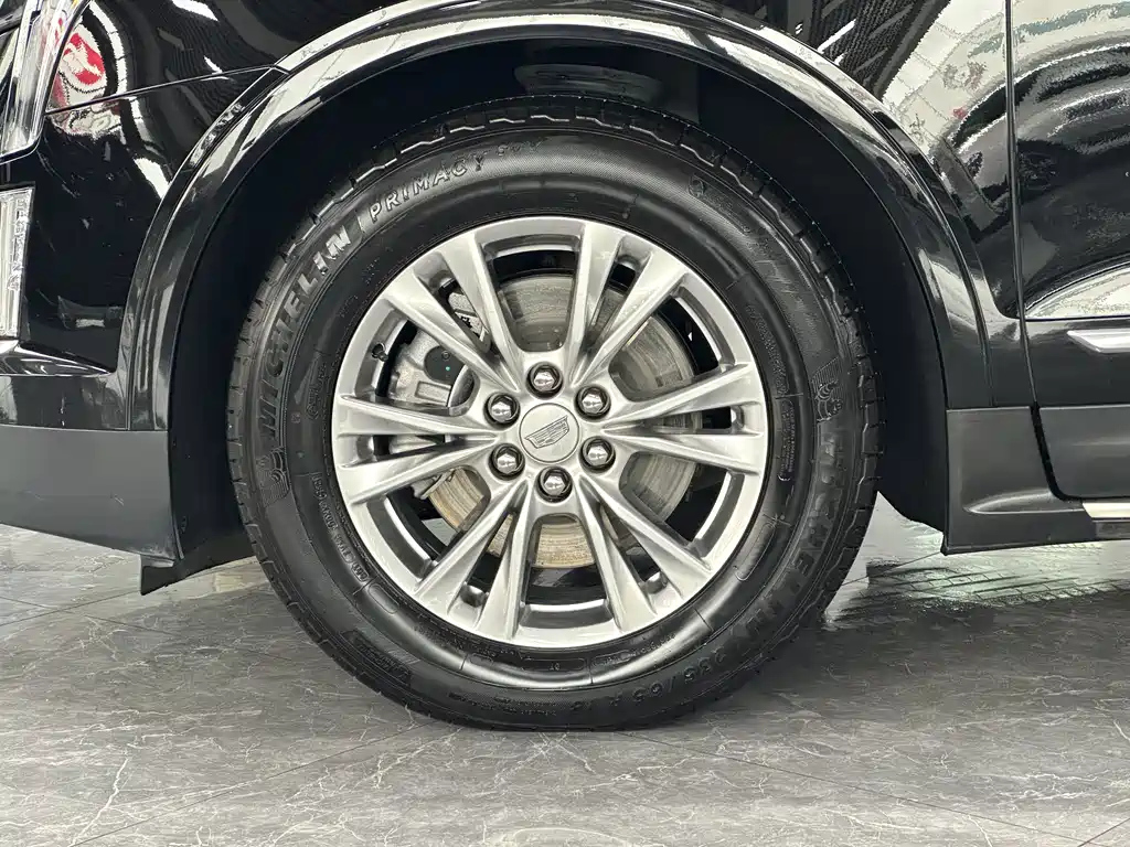 CADILLAC XT5 2022