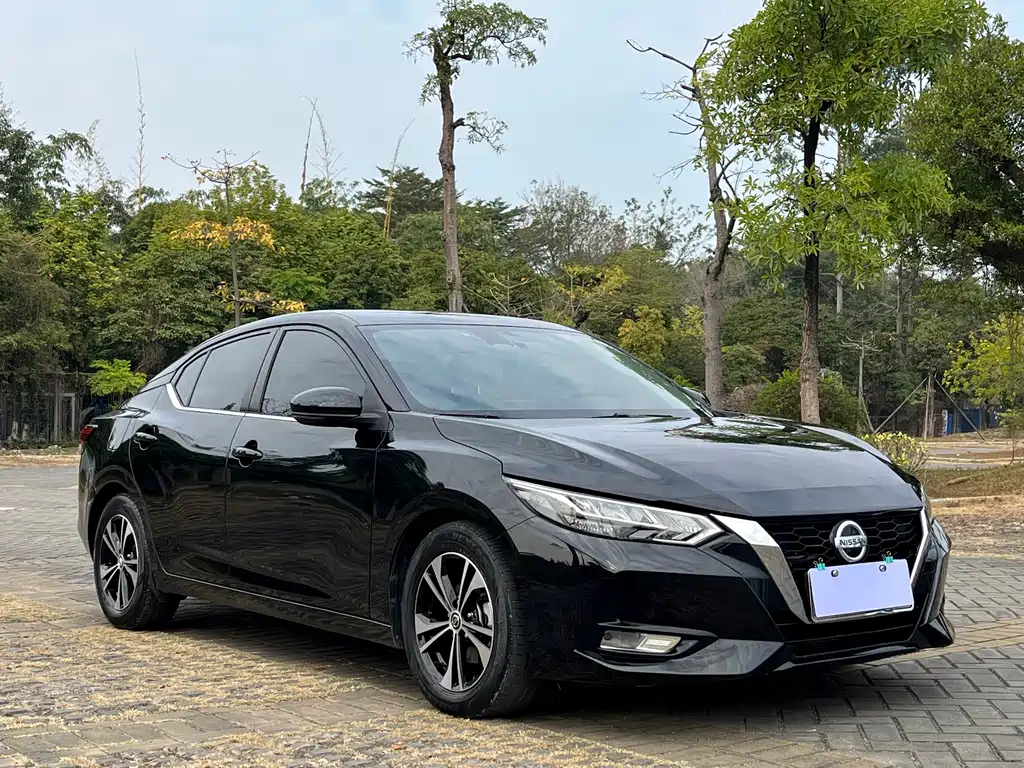 NISSAN SYLPHY 2020